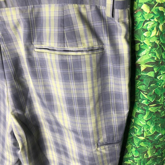 Grand Slam Mens Golf Shorts Gray Plaid Flat Front Size 36 Polyester - Picture 4 of 11